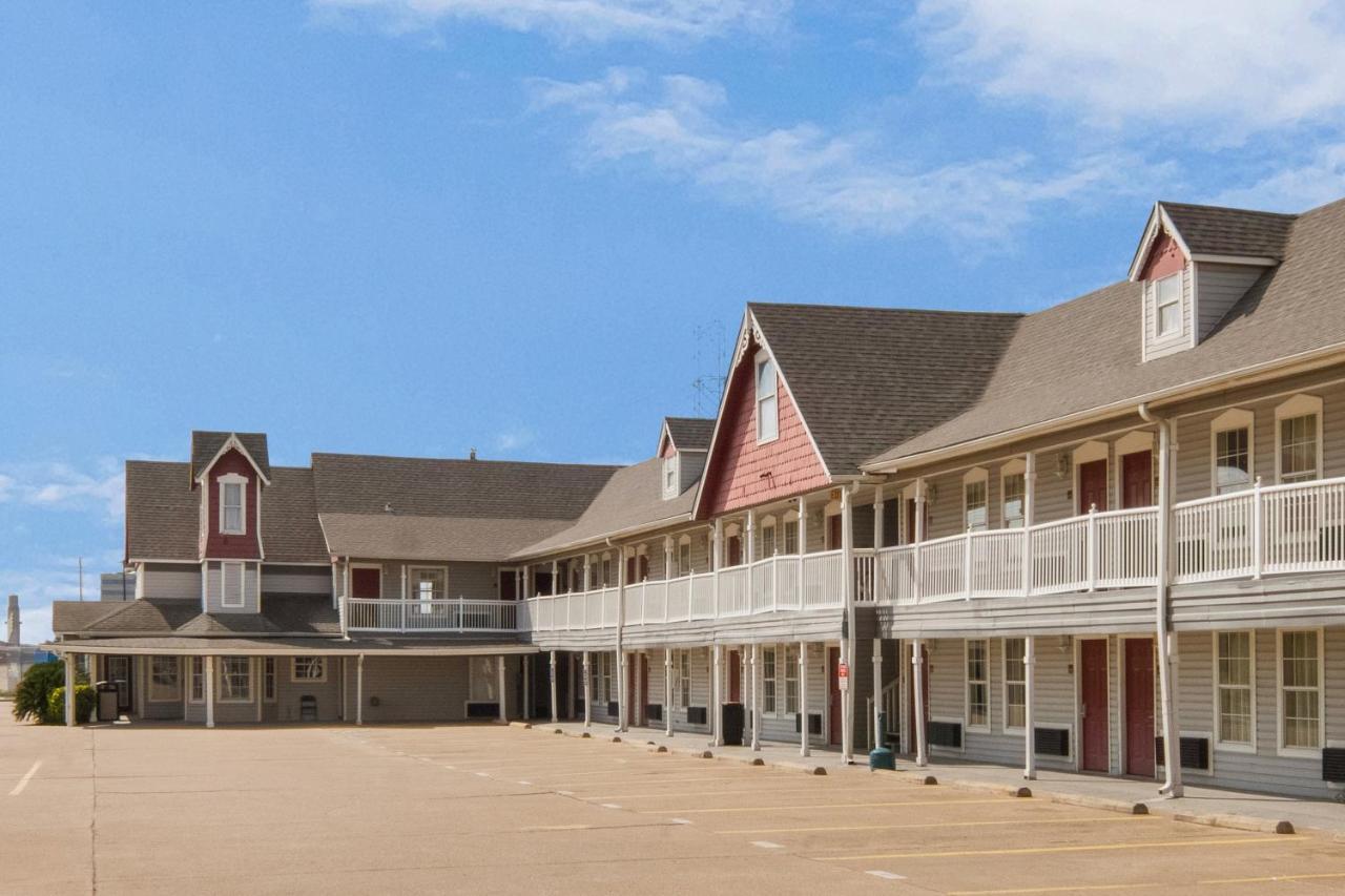 Rodeway Inn Waco Bagian luar foto